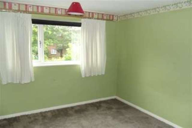  Image of 1 bedroom Maisonette to rent in Slimbridge Close Redditch B97 at Redditch, B97 5XL