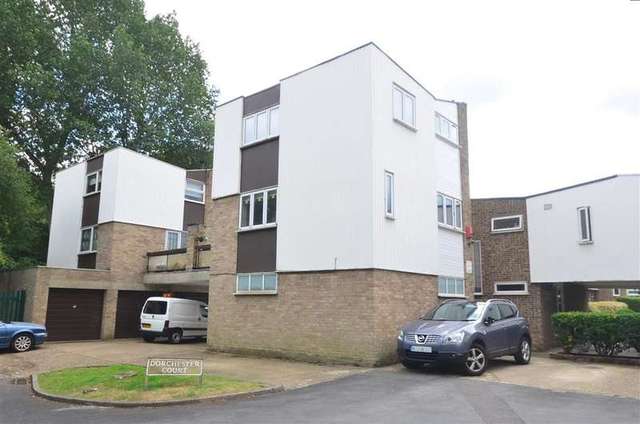  Image of 2 bedroom Town House for sale in Sloane Walk Croydon CR0 at Shirley Surrey Croydon, CR0 7NX