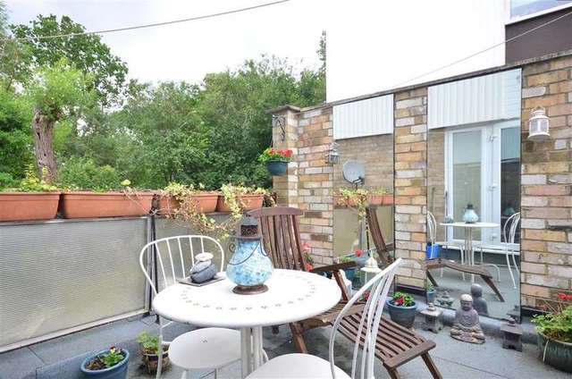  Image of 2 bedroom Town House for sale in Sloane Walk Croydon CR0 at Shirley Surrey Croydon, CR0 7NX