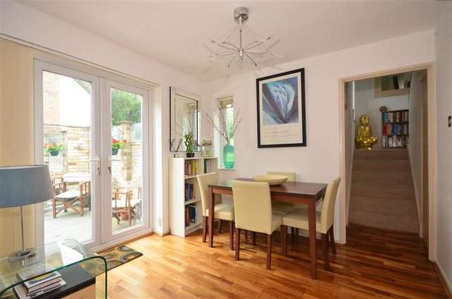  Image of 2 bedroom Town House for sale in Sloane Walk Croydon CR0 at Shirley Surrey Croydon, CR0 7NX