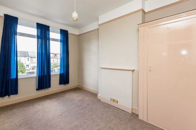 Image of 3 bedroom Terraced house for sale in South Avenue Southend-on-Sea SS2 at South Avenue  Southend-On-Sea, SS2 5JA