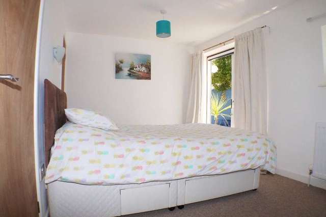  Image of 2 bedroom Flat to rent in Portman Crescent Southbourne Bournemouth BH5 at Southbourne  Bournemouth, BH5 2ER