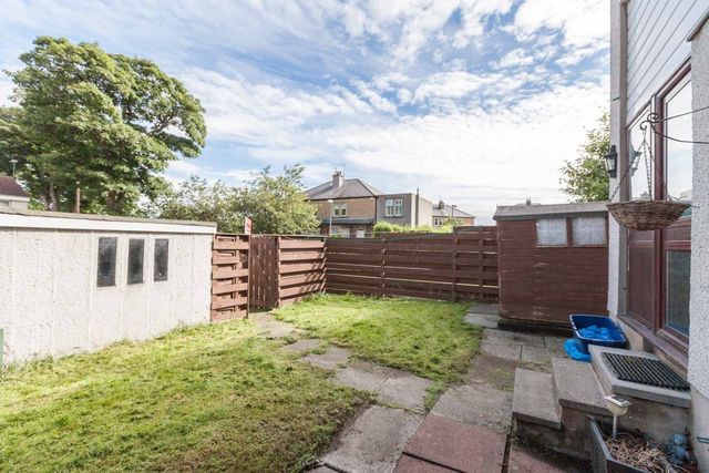  Image of 3 bedroom Detached house to rent in Southfield Farm Grove Edinburgh EH15 at Duddingston Edinburgh Edinburgh, EH15 1SR