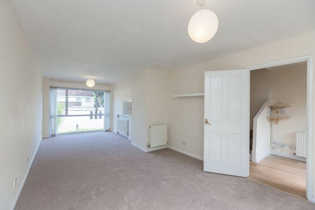  Image of 3 bedroom Detached house to rent in Southfield Farm Grove Edinburgh EH15 at Duddingston Edinburgh Edinburgh, EH15 1SR