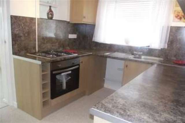  Image of 3 bedroom Bungalow to rent in Southfield Road Shepton Mallet BA4 at Shepton Mallet, BA4 5XG