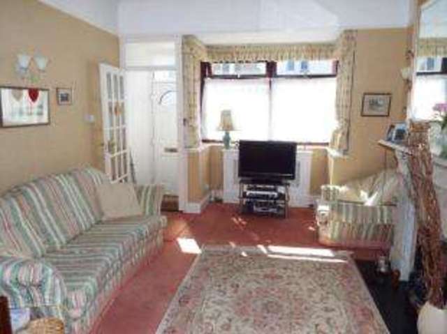  Image of 4 bedroom Terraced house for sale in Francis Avenue Southsea PO4 at Southsea Hampshire Southsea, PO4 0HN