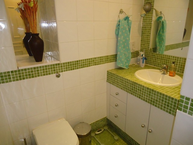  Image of 4 bedroom Terraced house for sale in Southwood Road Hayling Island PO11 at Southwood Road  Hayling Island, PO11 9QE