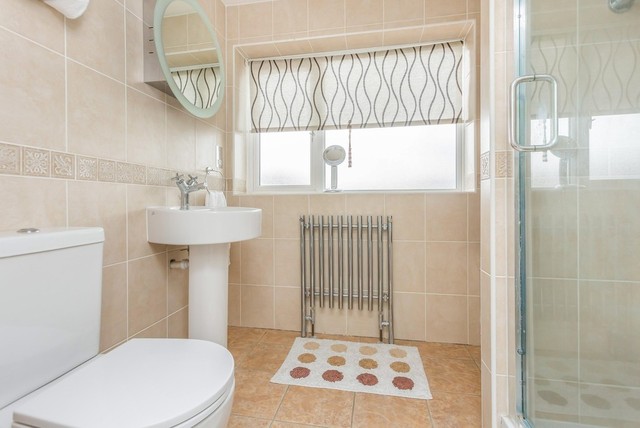  Image of 4 bedroom Terraced house for sale in Southwood Road Hayling Island PO11 at Southwood Road  Hayling Island, PO11 9QE
