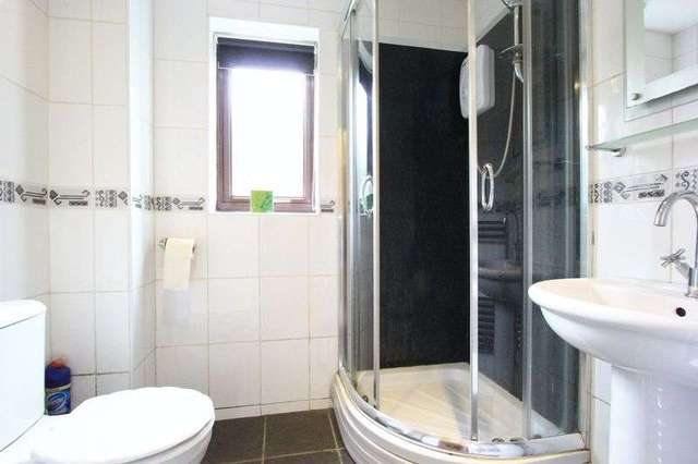 Image of 1 bedroom Flat for sale in Spring Grove Hull HU3 at Spring Grove  Hull, HU3 1JZ