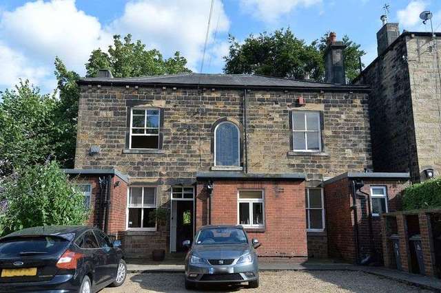  Image of 1 bedroom Flat for sale in Springfield Terrace Dewsbury WF13 at Springfield Terrace  Dewsbury, WF13 2JW