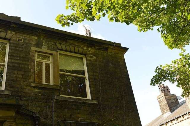  Image of 1 bedroom Flat for sale in Springfield Terrace Dewsbury WF13 at Springfield Terrace  Dewsbury, WF13 2JW