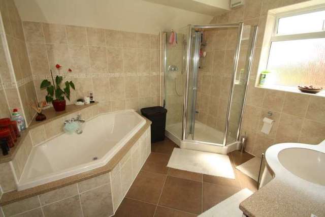 Image of 4 bedroom Detached house for sale in Squirrels Way Earley Reading RG6 at Squirrels Way Earley Reading, RG6 5QT