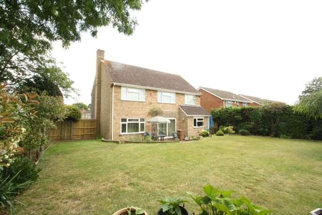  Image of 4 bedroom Detached house for sale in Squirrels Way Earley Reading RG6 at Squirrels Way Earley Reading, RG6 5QT