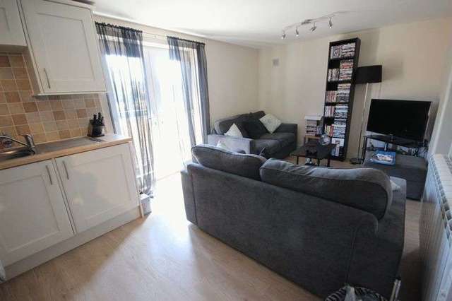  Image of 2 bedroom Flat to rent in St. Andrews Road Avonmouth Bristol BS11 at St Andrews Road Avonmouth Bristol, BS11 9FP