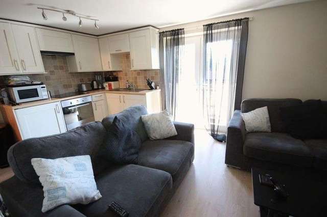  Image of 2 bedroom Flat to rent in St. Andrews Road Avonmouth Bristol BS11 at St Andrews Road Avonmouth Bristol, BS11 9FP