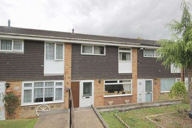  Image of 3 bedroom Terraced house for sale in Devon Road Luton LU2 at Devon Road  Luton, LU2 0RY