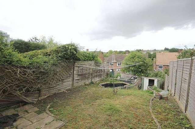  Image of 3 bedroom Terraced house for sale in Devon Road Luton LU2 at Devon Road  Luton, LU2 0RY