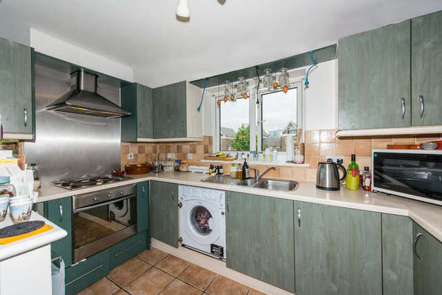  Image of 2 bedroom Flat to rent in St. Davids Square London E14 at Docklands, E14 3WB