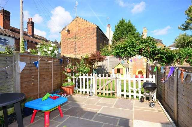  Image of 3 bedroom Terraced house for sale in St. Johns Road Faversham ME13 at Faversham Kent Faversham, ME13 8EN