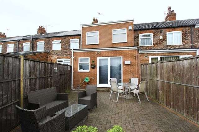  Image of 3 bedroom Terraced house for sale in St. Nicholas Avenue Hull HU4 at St. Nicholas Avenue  Hull, HU4 7AH