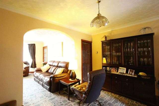  Image of 3 bedroom Terraced house for sale in St. Nicholas Avenue Hull HU4 at St. Nicholas Avenue  Hull, HU4 7AH
