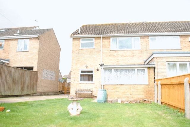  Image of 3 bedroom Semi-Detached house for sale in St. Nicholas Drive Grimsby DN37 at St. Nicholas Drive  Grimsby, DN37 9QE