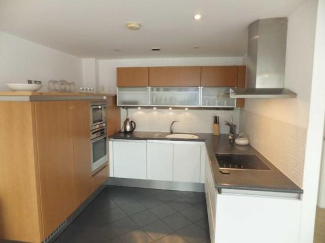  Image of 1 bedroom Detached house to rent in St. Thomas Street Oxford OX1 at City Center, OX1 1JP