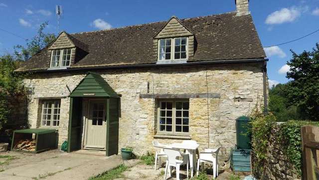  Image of 2 bedroom Detached house to rent in Duntisbourne Leer Duntisbourne Leer Cirencester GL7 at Duntisbourne Leer  Cirencester, GL7 7AS