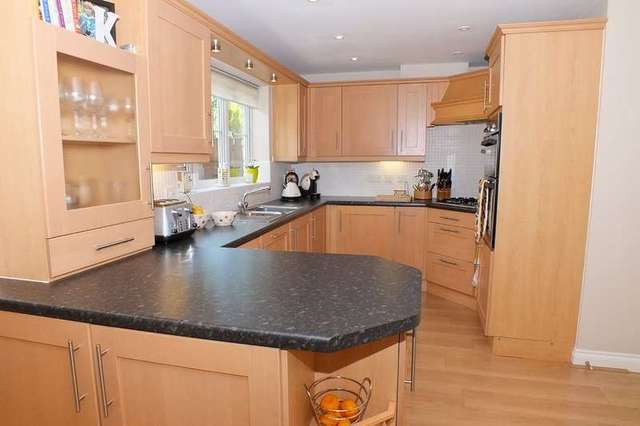  Image of 4 bedroom Detached house for sale in Farm Piece Stanford in the Vale Faringdon SN7 at Stanford In The Vale Oxfordshire, SN7 8FA