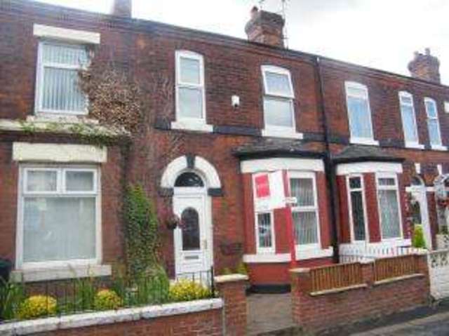  Image of 3 bedroom Terraced house for sale in Stockport Road West Bredbury Stockport SK6 at Bredbury Stockport Bredbury, SK6 2BS