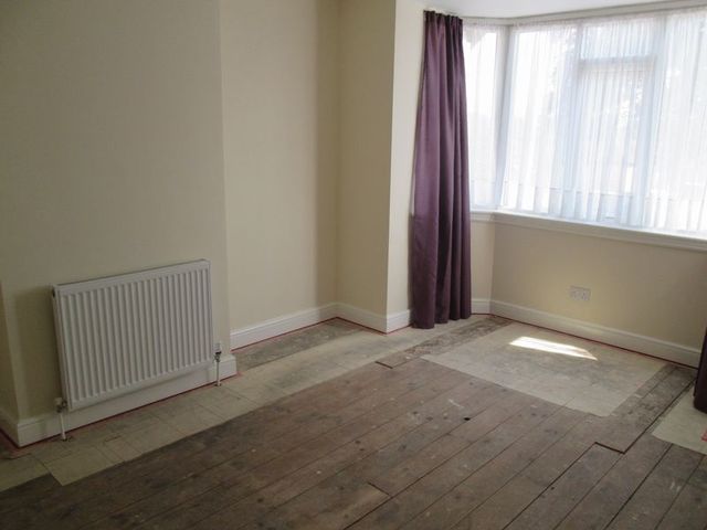  Image of 4 bedroom Detached house for sale in Studley Road Redditch B98 at Studley Road  Redditch, B98 7HP