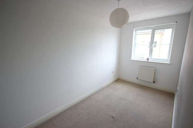  Image of 4 bedroom End of Terrace for sale in Swallow Close Wellingborough NN8 at Swallow Close  Wellingborough, NN8 4BY