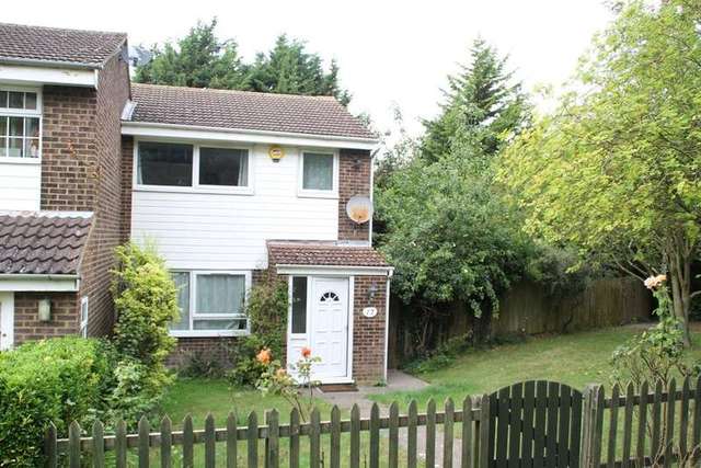  Image of 3 bedroom End of Terrace for sale in Swinburne Close Royston SG8 at Royston Hertfordshire, SG8 5SX