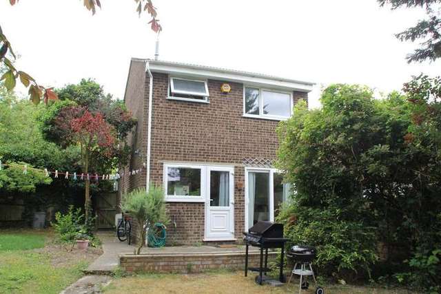  Image of 3 bedroom End of Terrace for sale in Swinburne Close Royston SG8 at Royston Hertfordshire, SG8 5SX