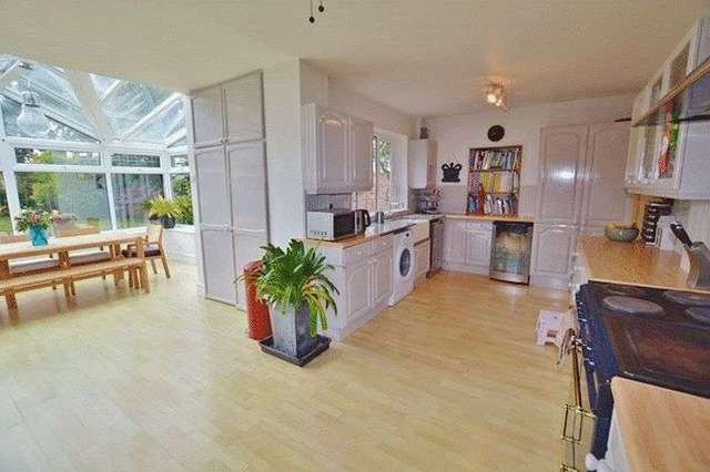  Image of 3 bedroom Semi-Detached house for sale in Syston Road Cossington Leicester LE7 at Syston Road  Cossington, LE7 4UZ
