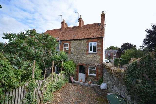  Image of 2 bedroom Semi-Detached house for sale in Wellington Street Thame OX9 at Wellington Street  Thame, OX9 3BN