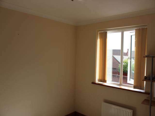  Image of 2 bedroom Flat to rent in The Avenue St. Georges Weston-super-Mare BS22 at St Georges Weston-super-Mare St Georges, BS22 7RA