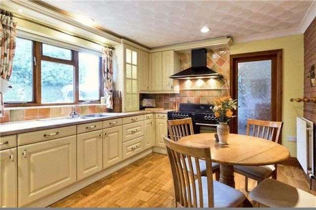 Image of 4 bedroom Detached house for sale in Wellsyke Lane Kirkby-on-Bain Woodhall Spa LN10 at Wellsyke Lane Kirkby-on-Bain Woodhall Spa, LN10 6YU