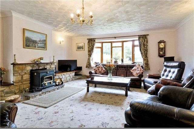  Image of 4 bedroom Detached house for sale in Wellsyke Lane Kirkby-on-Bain Woodhall Spa LN10 at Wellsyke Lane Kirkby-on-Bain Woodhall Spa, LN10 6YU