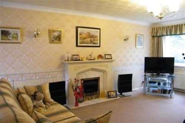  Image of 3 bedroom Semi-Detached house to rent in The Laund Leyland PR26 at Leyland, PR26 7XX