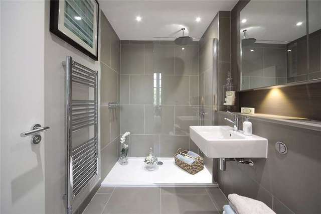  Image of 2 bedroom Apartment for sale in Battersea Bridge Road London SW11 at Battersea Bridge Road Battersea Battersea, SW11 3AF