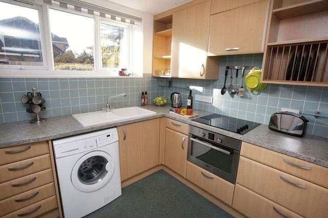  Image of 1 bedroom Flat for sale in The Poplars West Bridgford Nottingham NG2 at The Poplars  West Bridgford, NG2 6BW