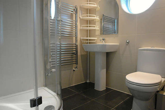  Image of 4 bedroom Detached house for sale in Treetops Close Dobcross Oldham OL3 at Dobcross Saddleworth Uppermill, OL3 5AS