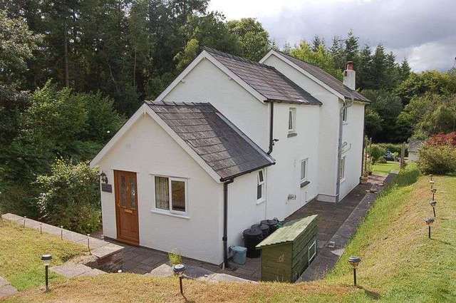  Image of 3 bedroom Detached house for sale in Tregare Monmouth NP25 at Tregare Monmouth, NP25 4DU