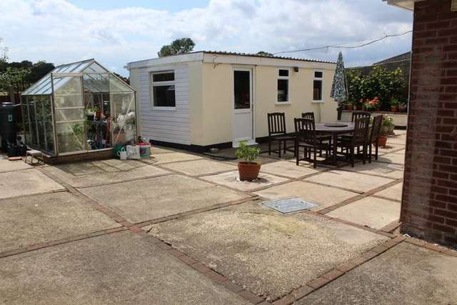  Image of 3 bedroom Detached house for sale in Tretts Lane Fleggburgh Great Yarmouth NR29 at Fleggburgh Great Yarmouth Thurne, NR29 3AT