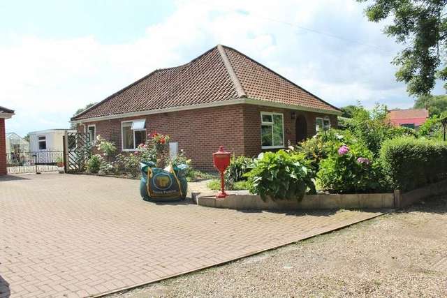  Image of 3 bedroom Detached house for sale in Tretts Lane Fleggburgh Great Yarmouth NR29 at Fleggburgh Great Yarmouth Thurne, NR29 3AT