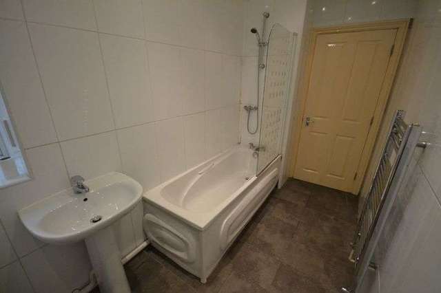  Image of 2 bedroom Flat to rent in Trewyddfa Road Morriston Swansea SA6 at Trewyddfa Road Morriston Swansea, SA6 8PE