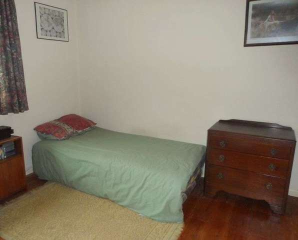  Image of 2 bedroom Flat for sale in Turstin Road Glastonbury BA6 at Turstin Road  Glastonbury, BA6 8HD