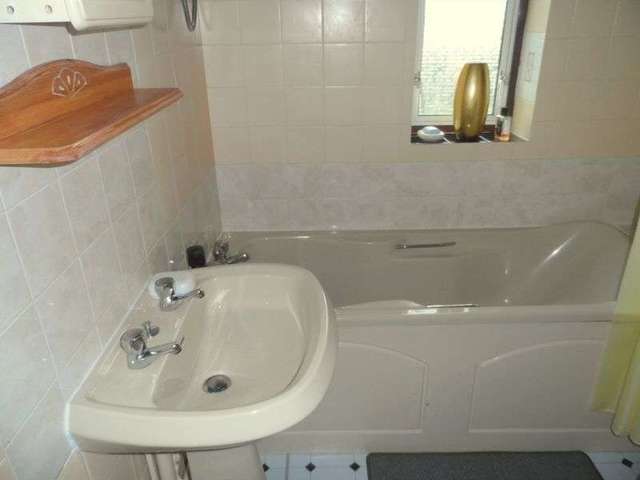  Image of 2 bedroom Flat for sale in Turstin Road Glastonbury BA6 at Turstin Road  Glastonbury, BA6 8HD