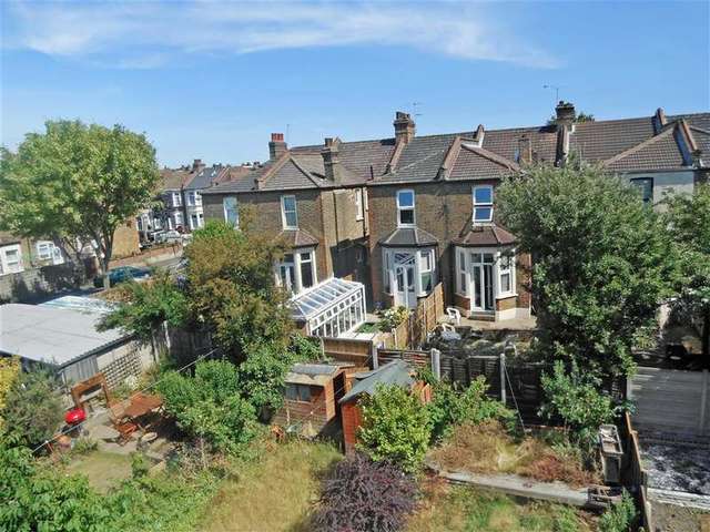  Image of 4 bedroom Terraced house for sale in Twickenham Road London E11 at Leytonstone London Leytonstone, E11 4BH